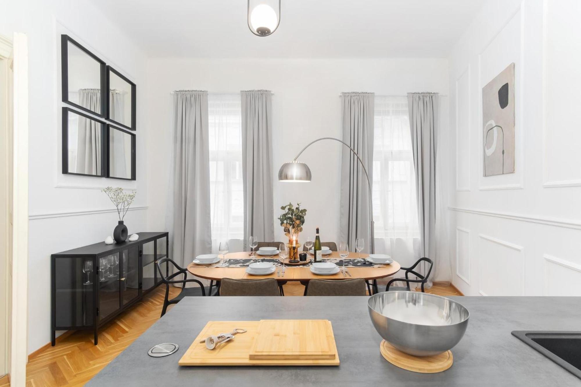 Stru House By Prague Days - Luxurious Apartments Next To National Theatre Exteriör bild